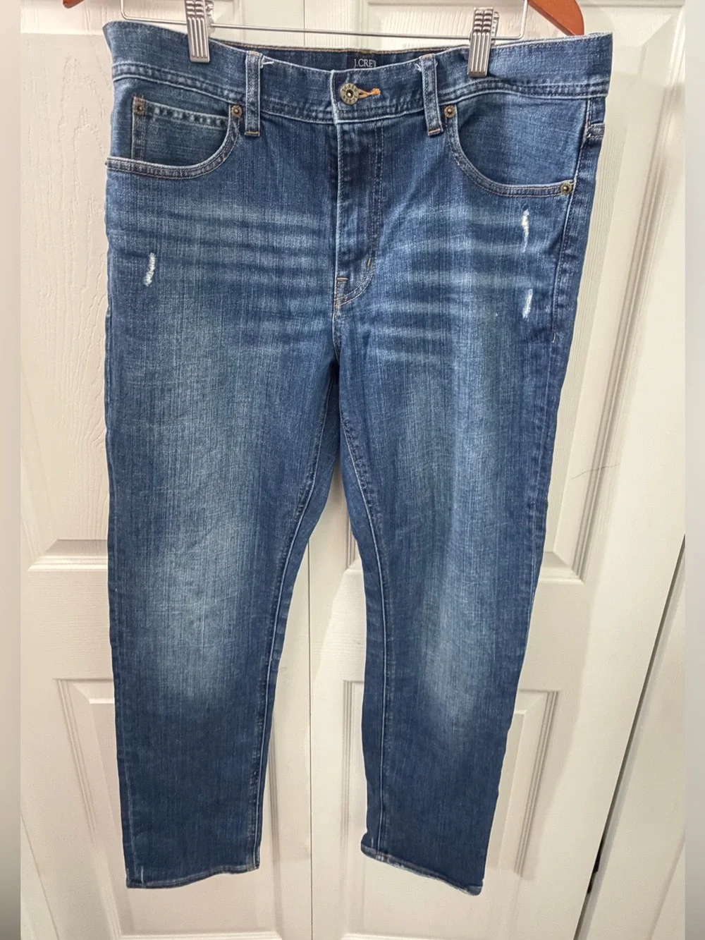 J.Crew The Sutton Jeans Mens 33x32 Slim Straight Stretch Distressed Medium Wash